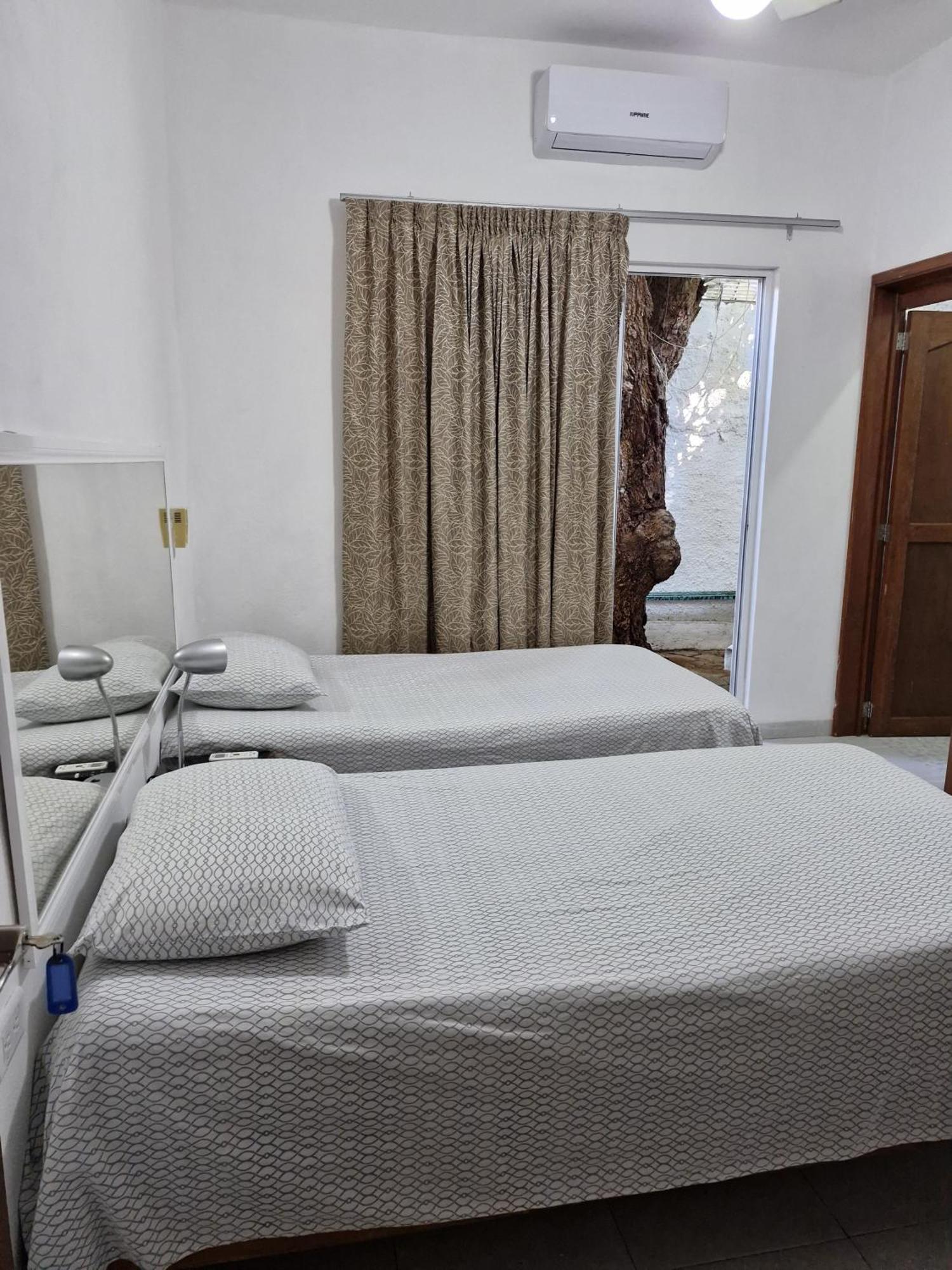 Las Margaritas Casa De Huespedes Apartment แคนคูน ภายนอก รูปภาพ